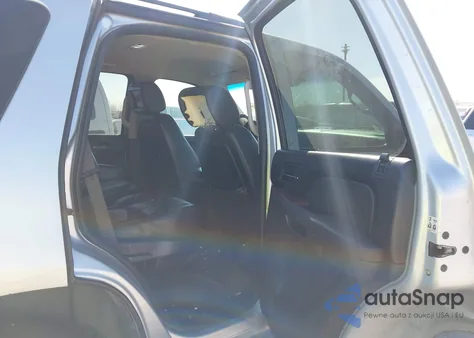 2011 GMC Yukon Sle из США, поврежденный, VIN 1GKS2AE04BR231004